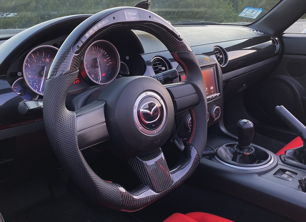Carbon Fiber/Leather Steering Wheel With LED Screen For Miata NC/Mk3