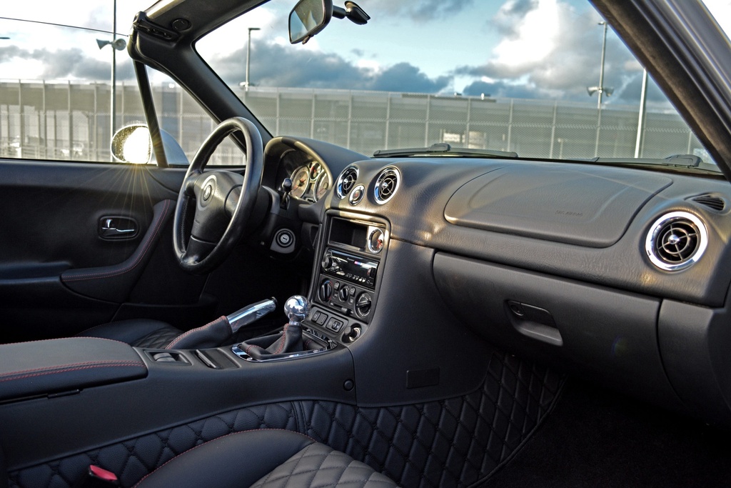 Quilted Floor mats (Premade material) For Miata NA/NB
