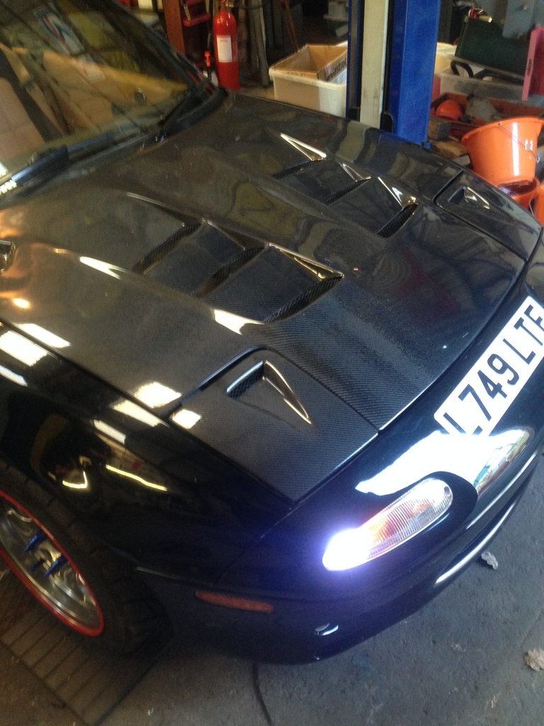 Vented Hood (AD9 Style) For Miata NA/Mk1