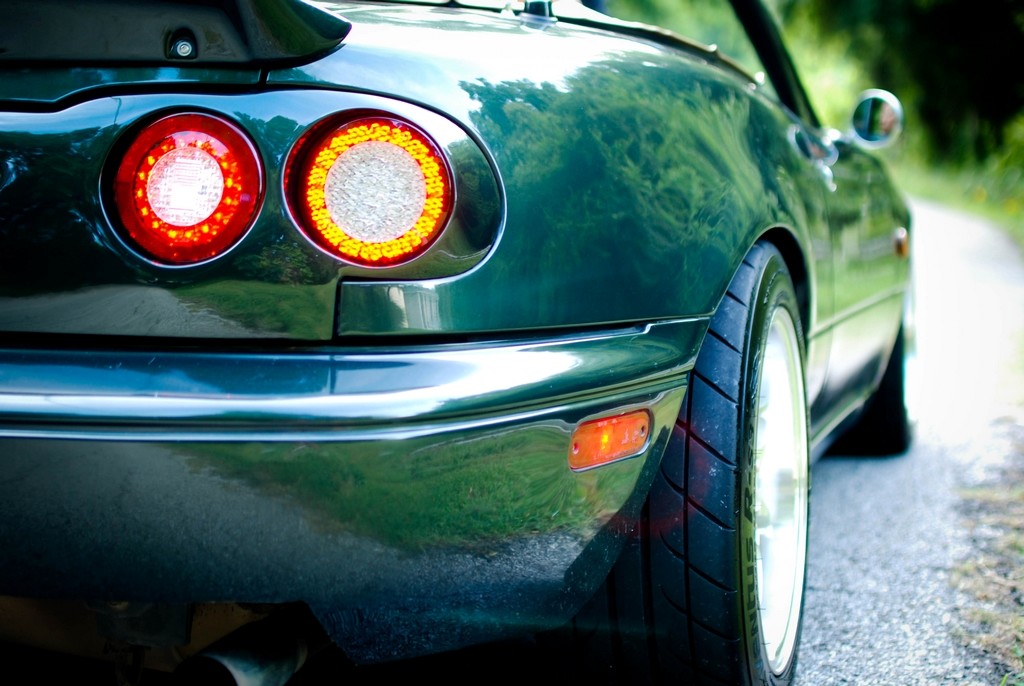 Quad LED Tail Lights Rear Finish Panel For Miata NA | CarbonMiata
