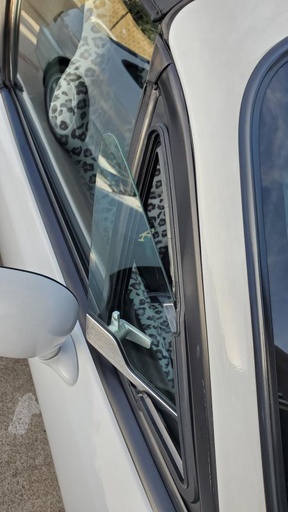 [CM-QW1-NA-B] Quarter Window Vents (Pair) For Miata NA/NB